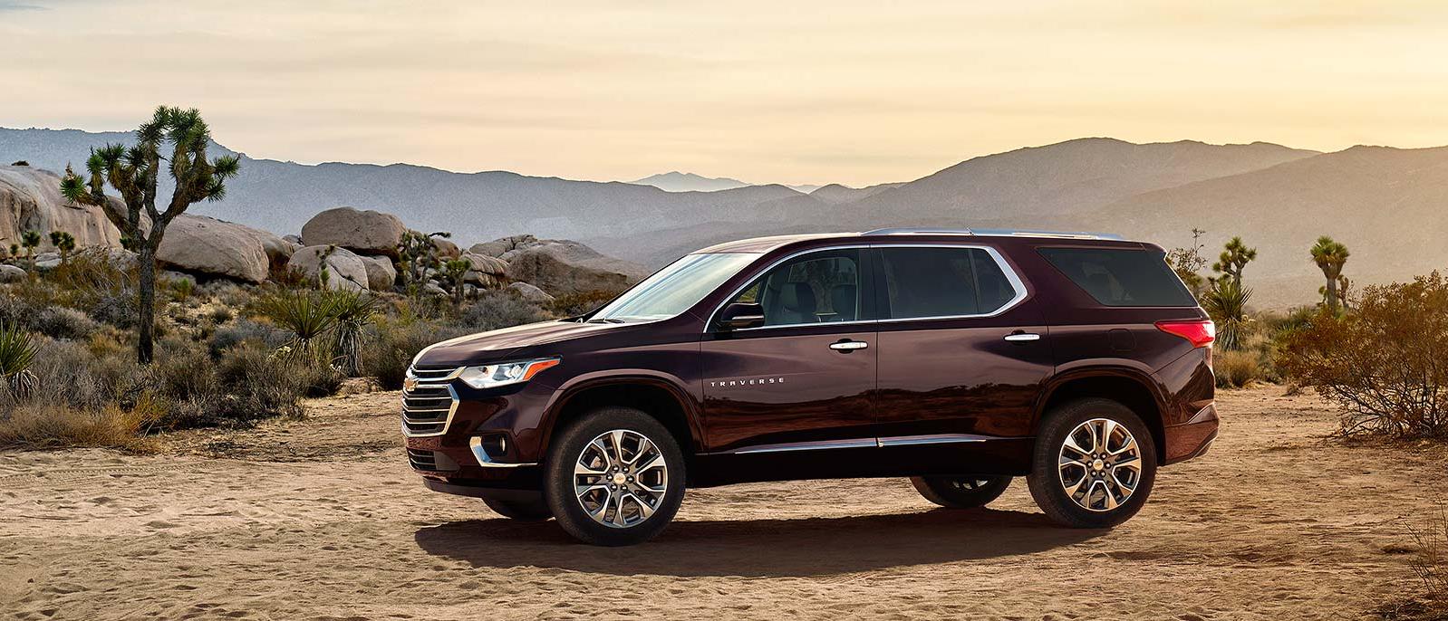 NEW Lease 2022 Chevrolet Traverse at AutoLux Sales and Leasing