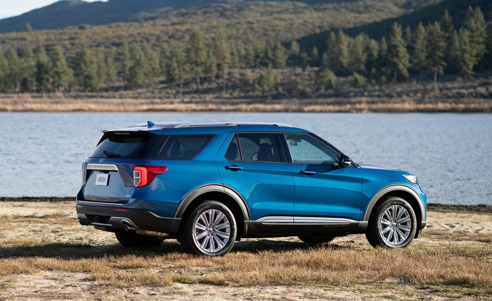 NEW Lease 2021 Ford Explorer at AutoLux Sales and Leasing